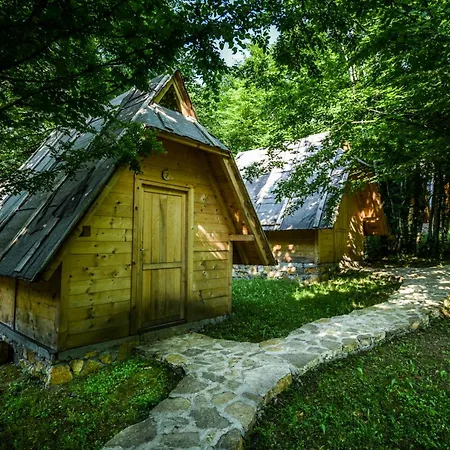 Camp Divlja Rijeka * Hum