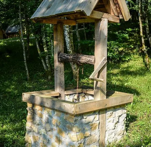 Camp Divlja Rijeka * Hum